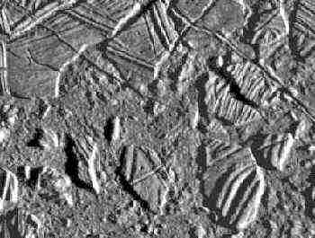 Europa's Ice Rafts:April 10, 1997